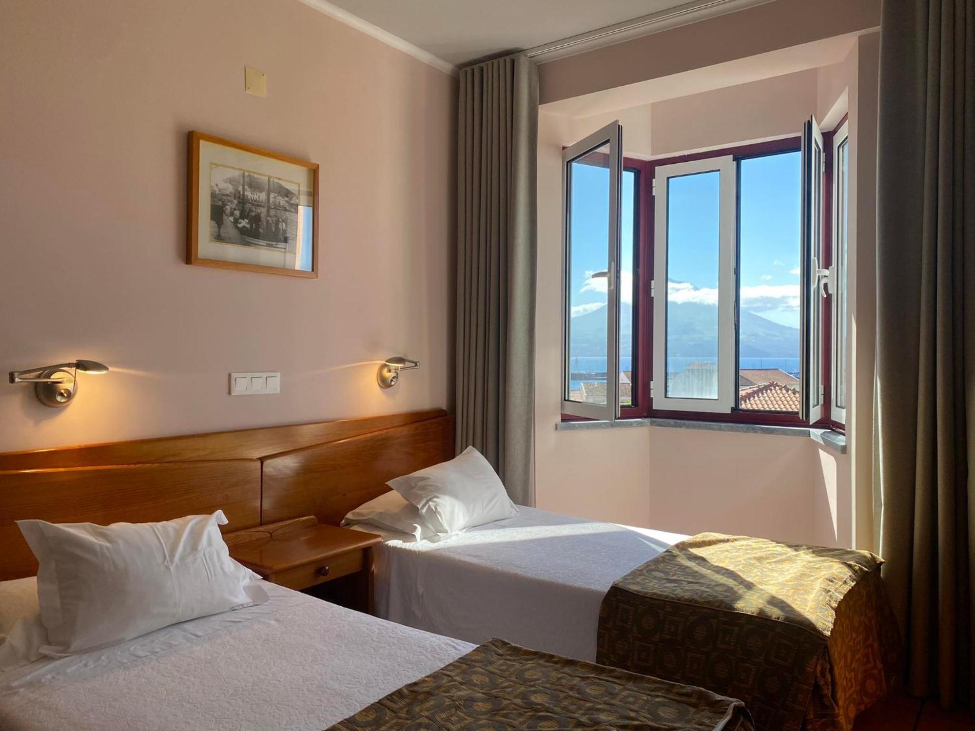 Apartamentos Turisticos Verdemar Horta  Dış mekan fotoğraf