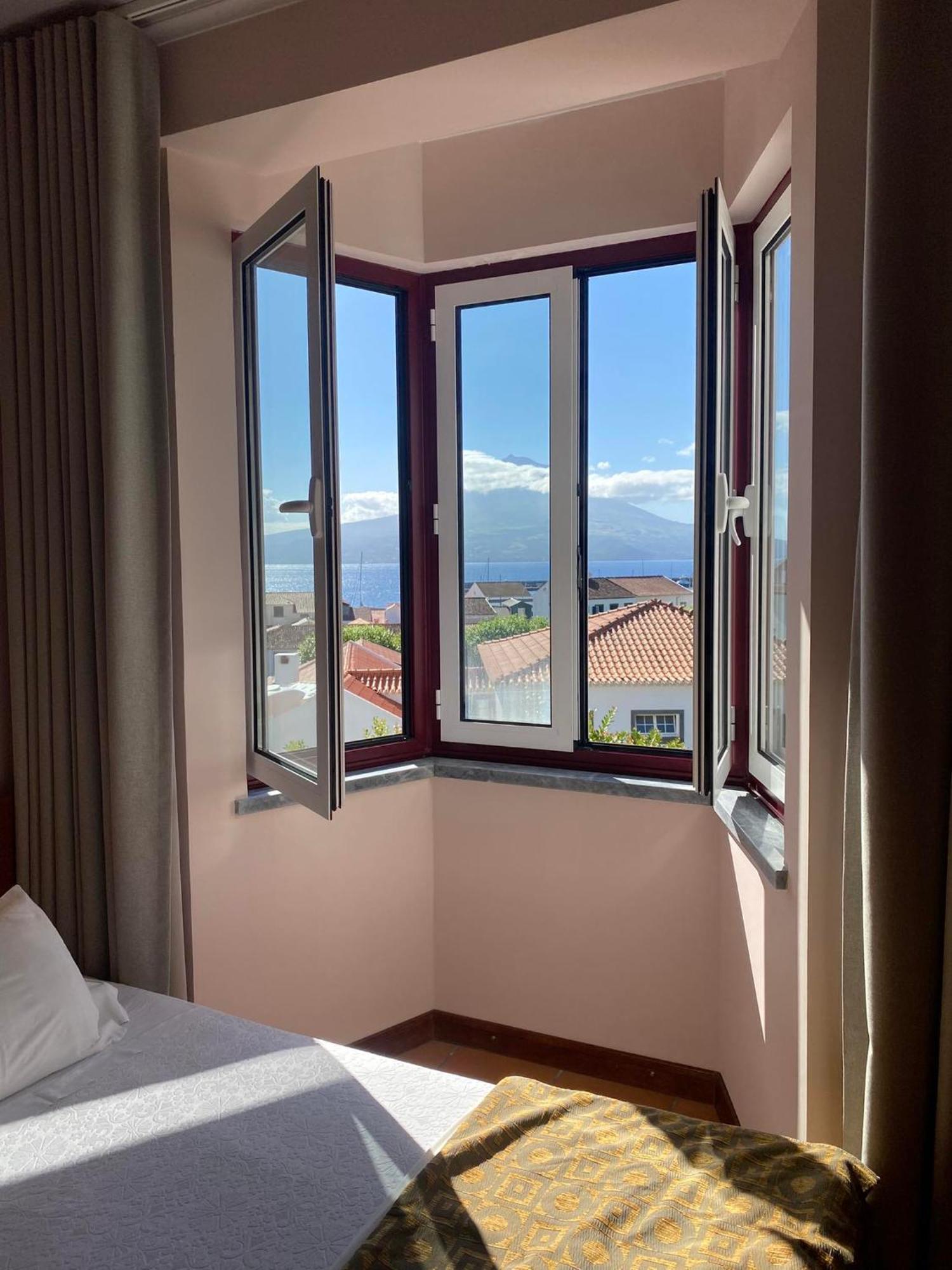 Apartamentos Turisticos Verdemar Horta  Dış mekan fotoğraf
